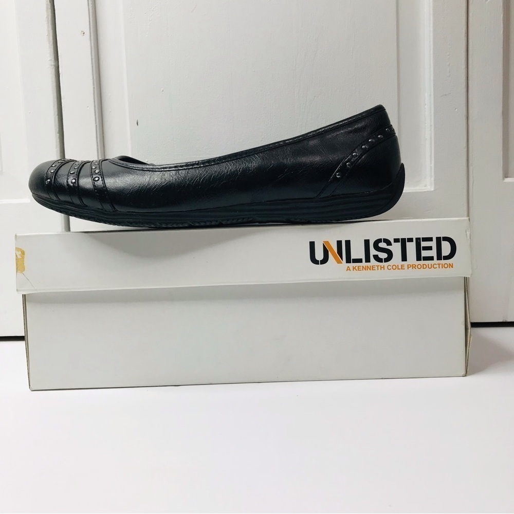 UNLISTED People Person Noir Size 9